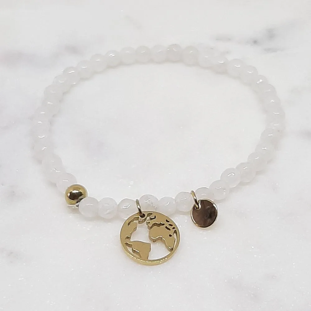 Bracelet élastique en pierre de lune avec médaillon globe
