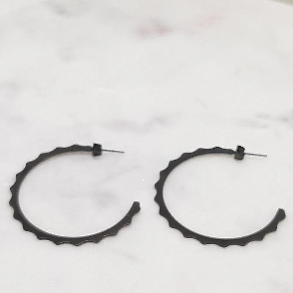 Boucles d'oreilles créoles noires