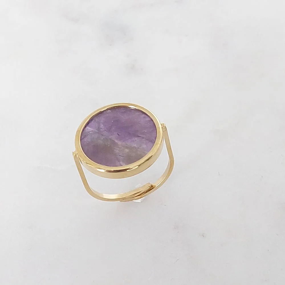 Bague grosse dorée avec pierre violette en acier inoxydable Ikita