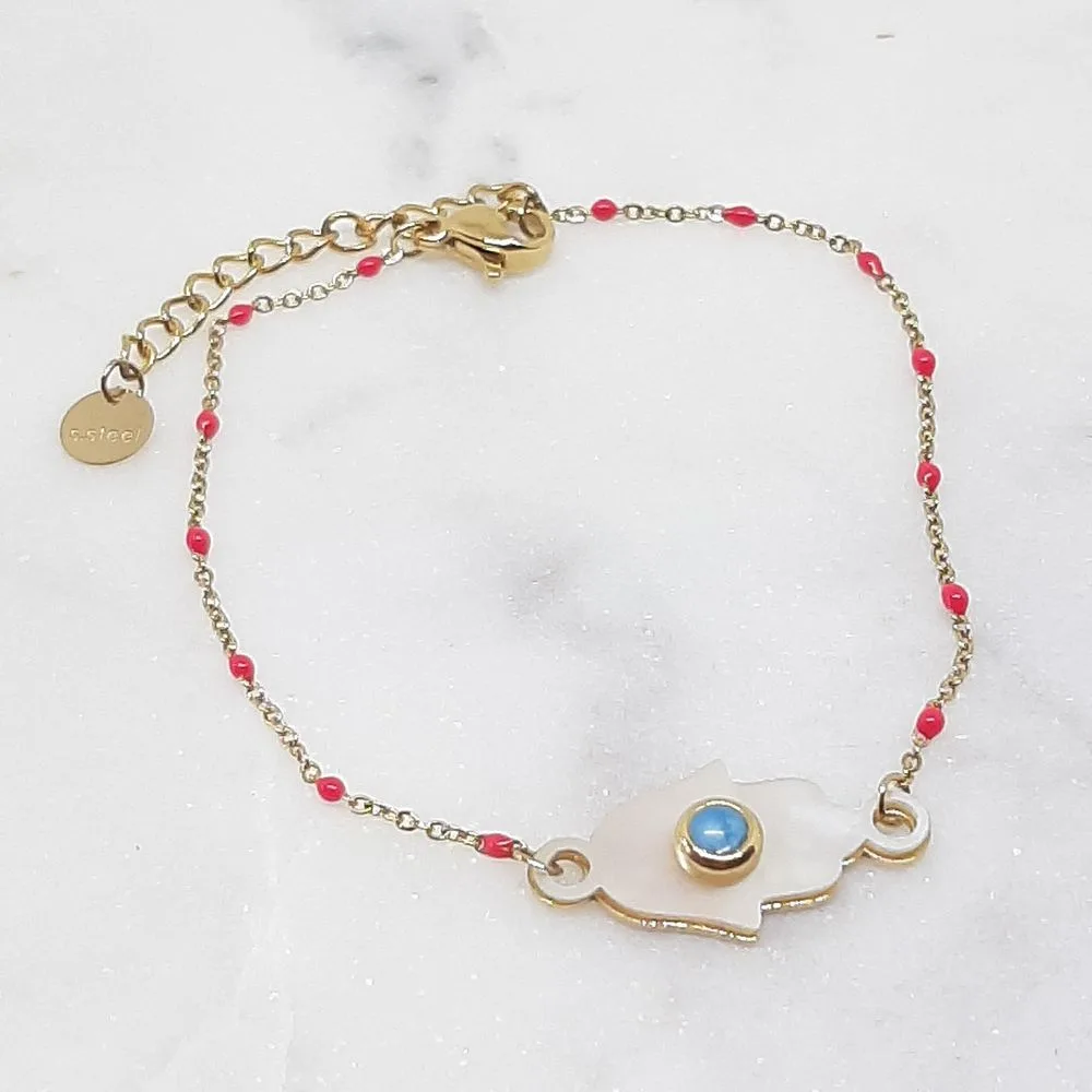 Bracelet fin avec main en nacre et perles roses