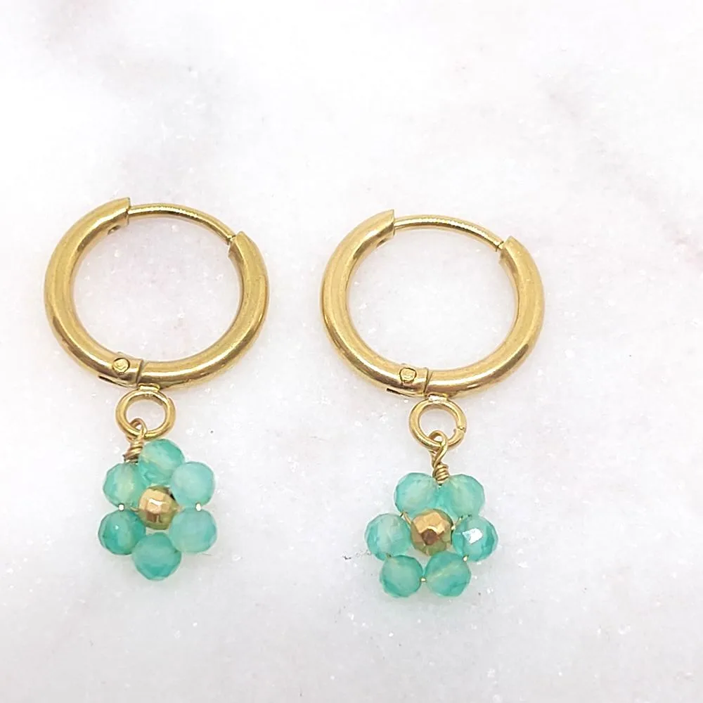 Boucles d'oreilles fleur en fluorine verte