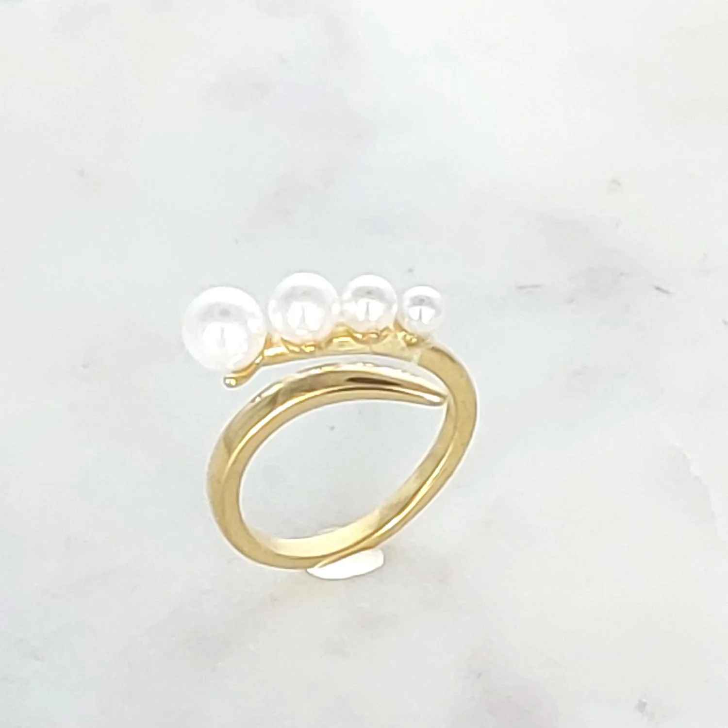 Bague fine perles en acier inoxydable doré