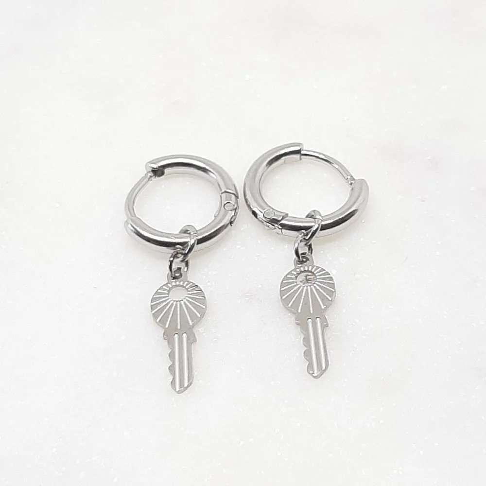 Boucles d'oreilles créoles "clef" (argent)