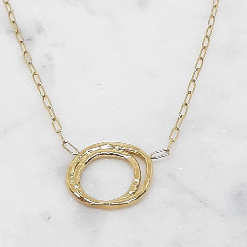 Collier anneaux entrelacés (doré)