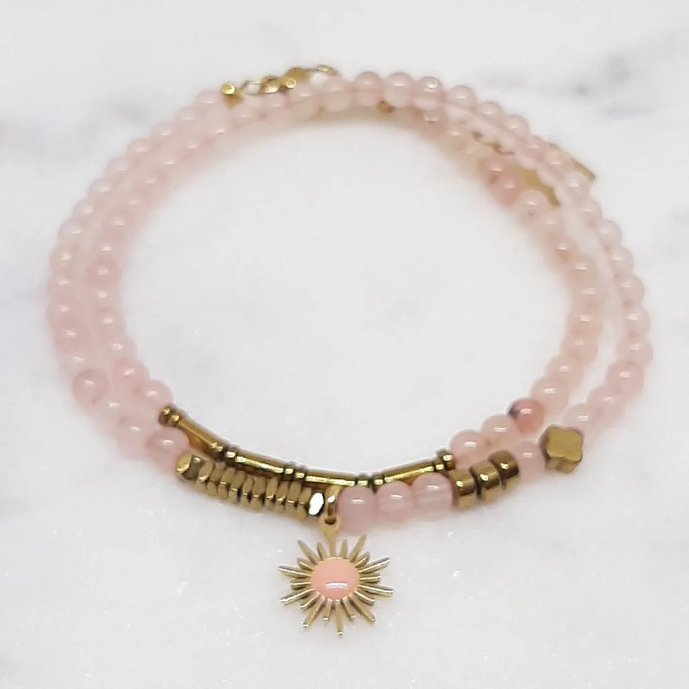 Bracelet multirang en quartz rose avec pendentif Soleil