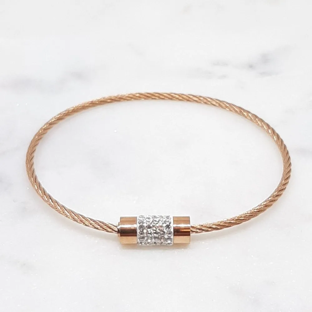 Bracelet câble avec fermoir orné (or rose)
